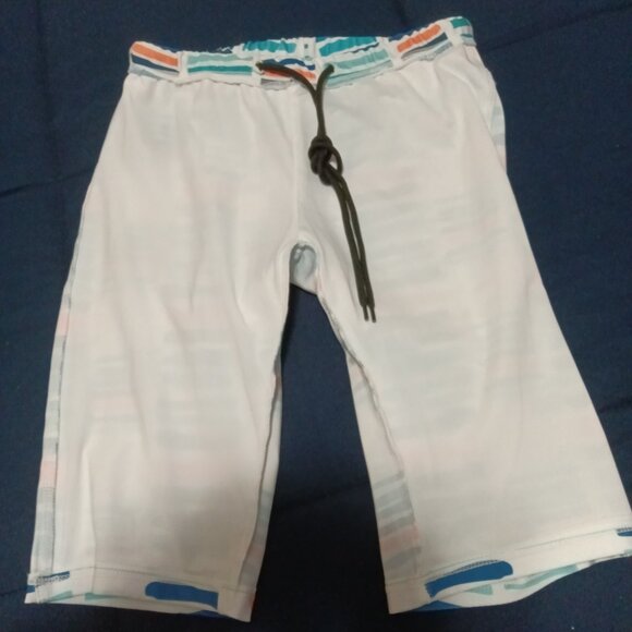 NWOT Q-SWIMWEAR WHITE PATTERNED ATHLETIC JAMMER SHORT, SIZE "M" (34") - Picture 5 of 7